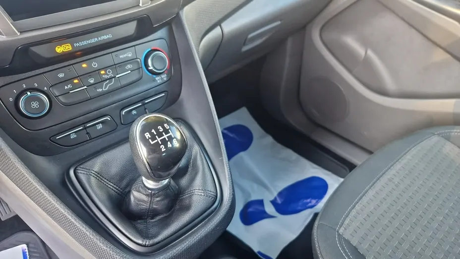 FORD Transit Connect -