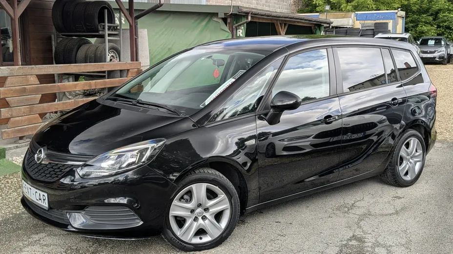 OPEL Zafira -