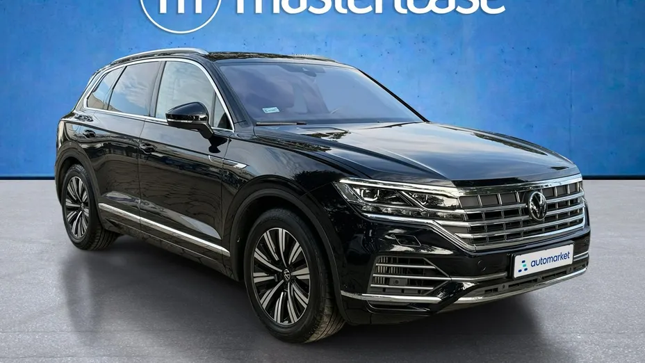 VOLKSWAGEN Touareg -