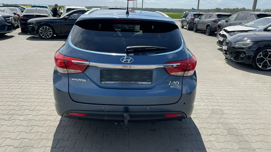 HYUNDAI i40 -
