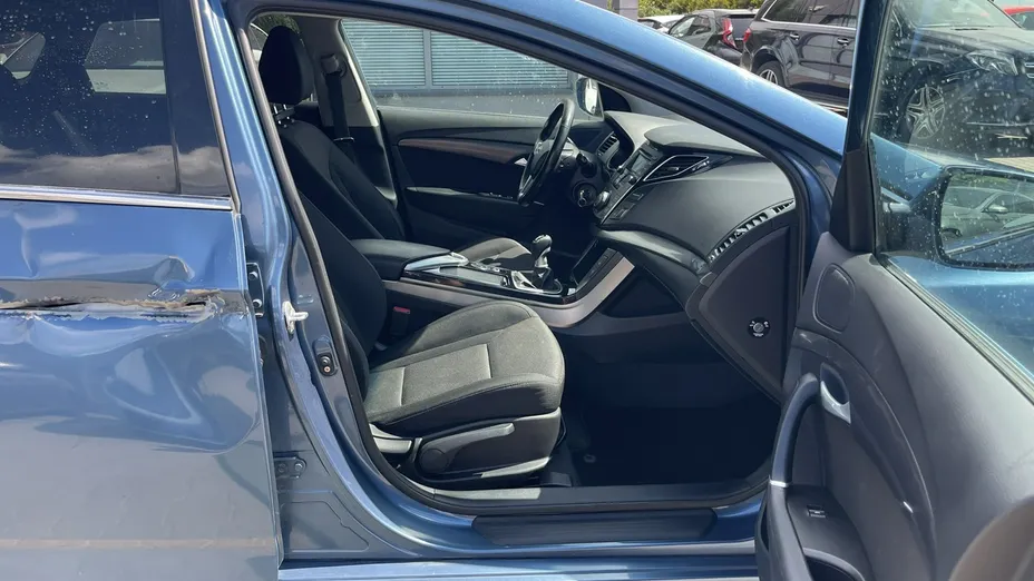 HYUNDAI i40 -
