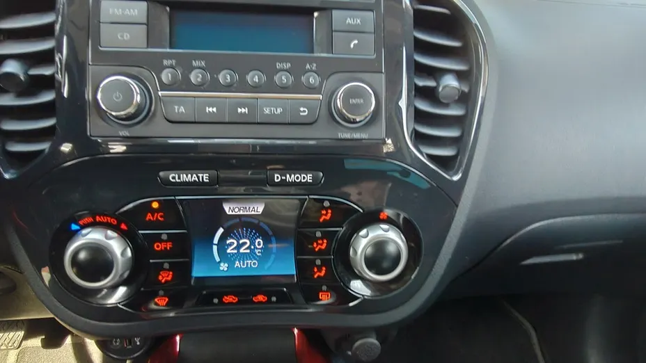 NISSAN Juke -