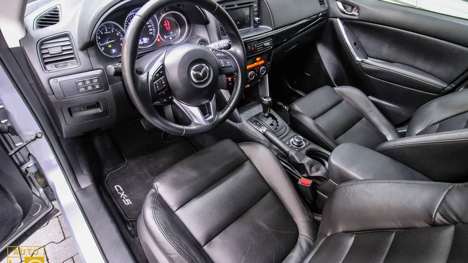 MAZDA CX-5 -