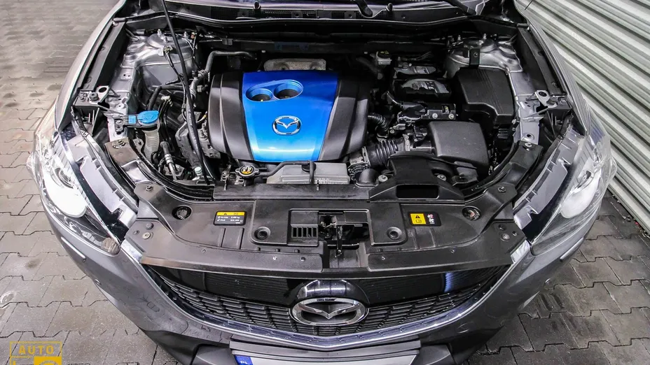 MAZDA CX-5 -