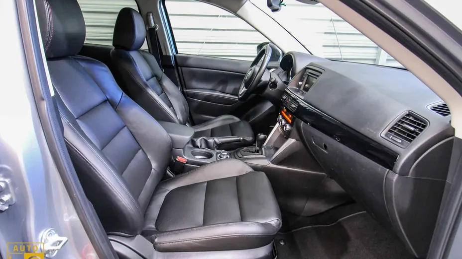 MAZDA CX-5 -