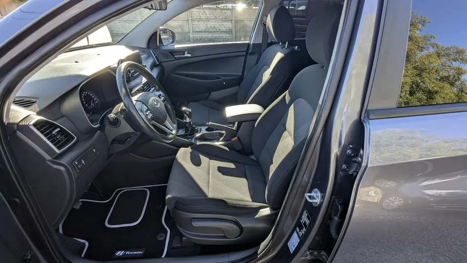 HYUNDAI Tucson -