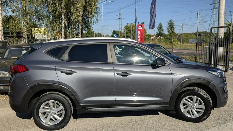 HYUNDAI Tucson -
