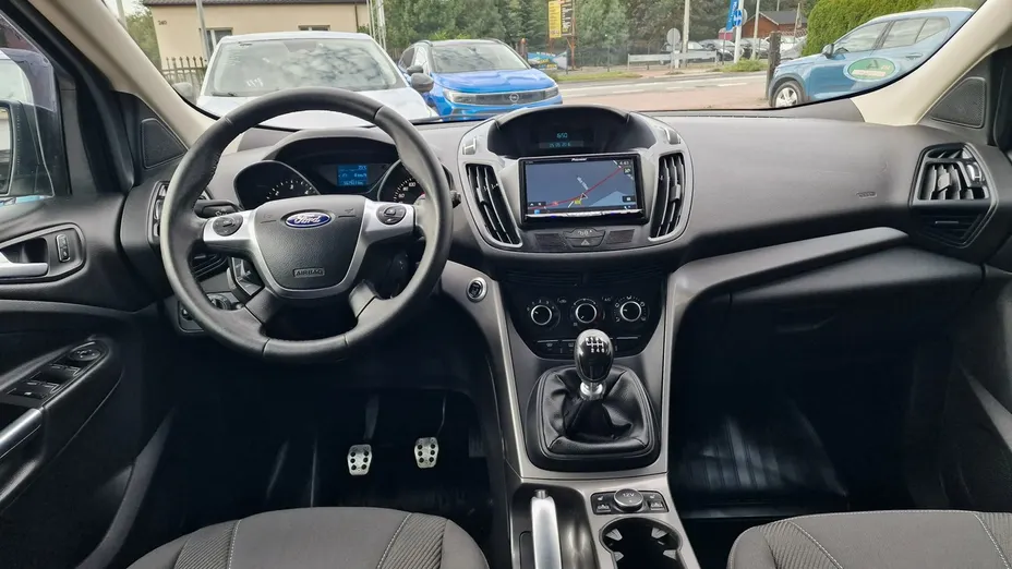 FORD Kuga -