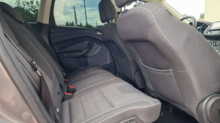 FORD Kuga -