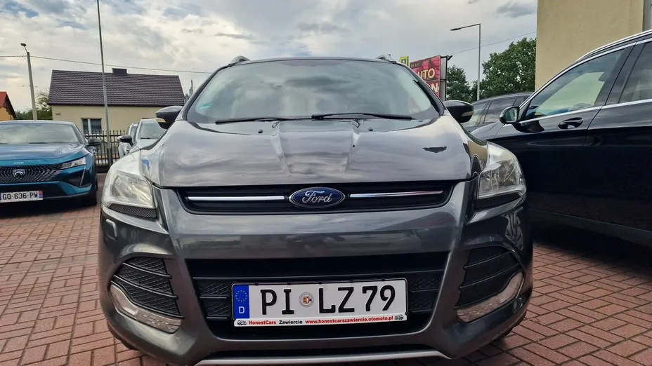 FORD Kuga -