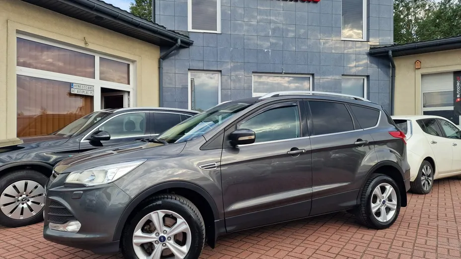 FORD Kuga -