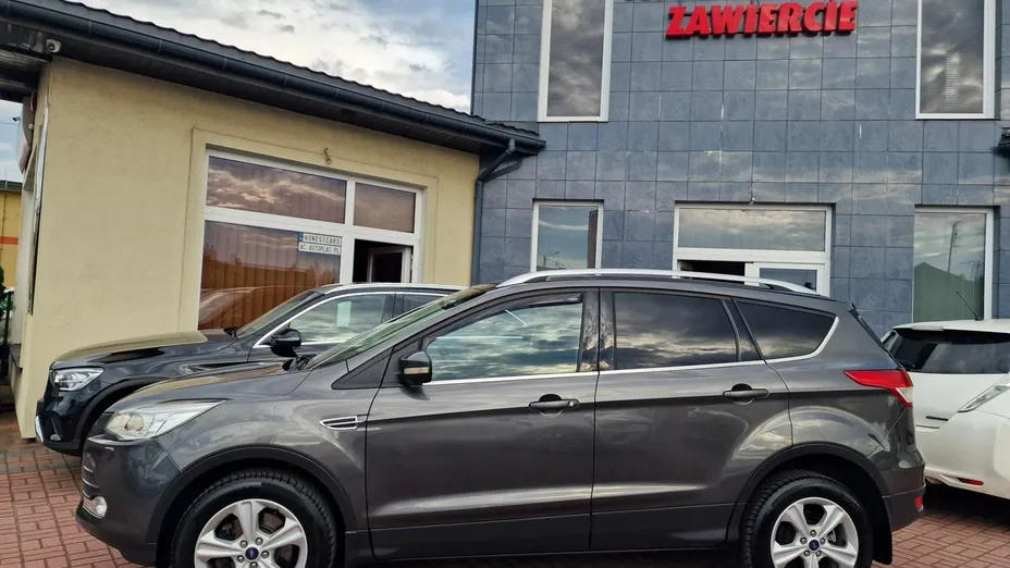 FORD Kuga -