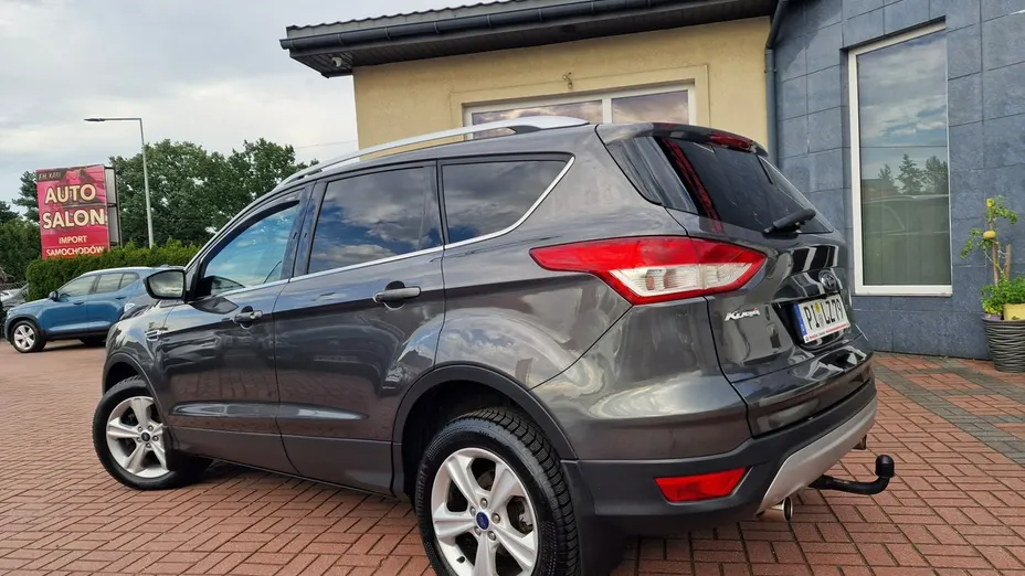 FORD Kuga -