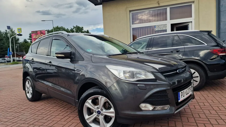 FORD Kuga -