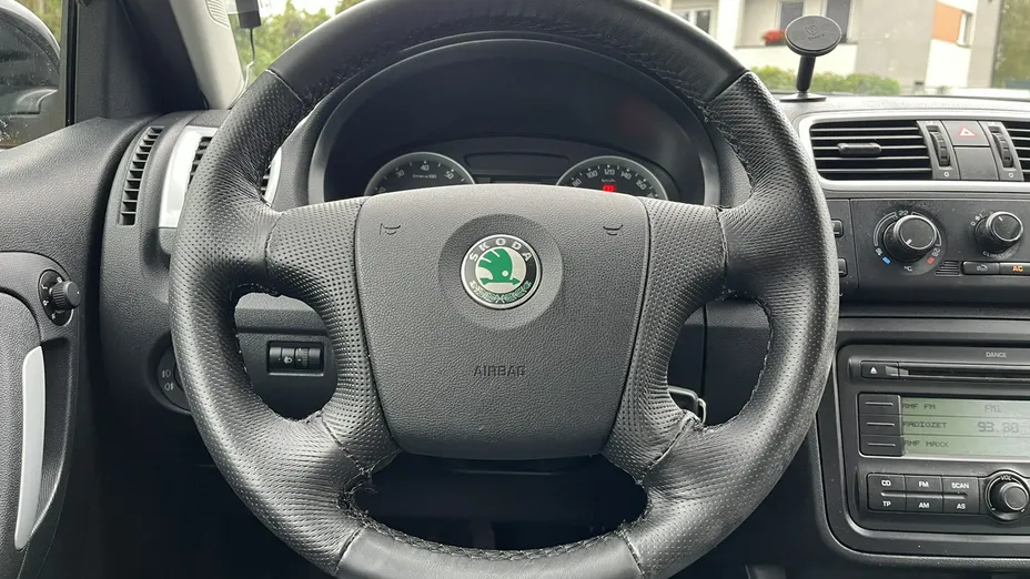 SKODA Fabia -