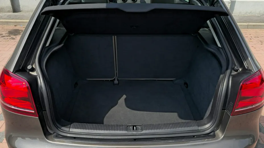 AUDI A3 -