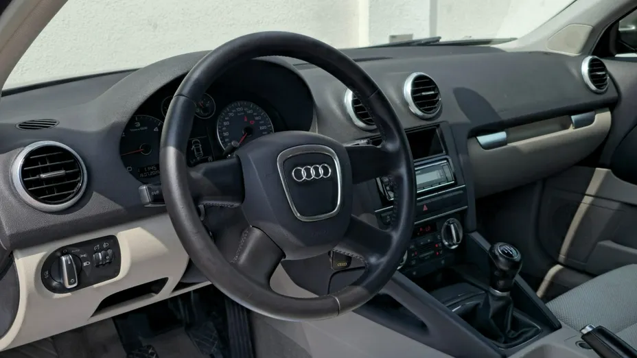 AUDI A3 -