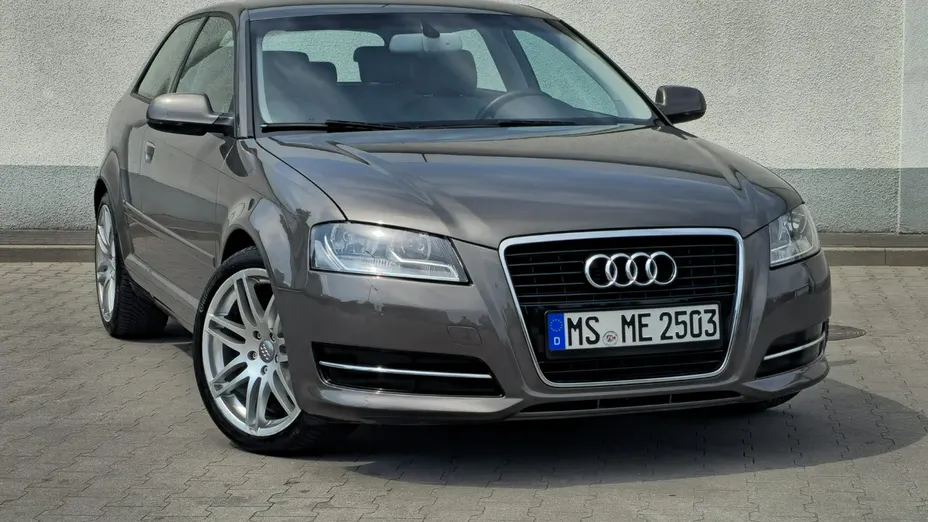 AUDI A3 -