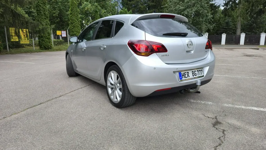 OPEL Astra -