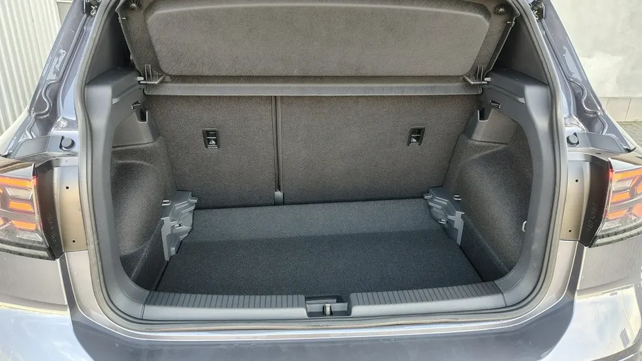 VOLKSWAGEN T-Cross -