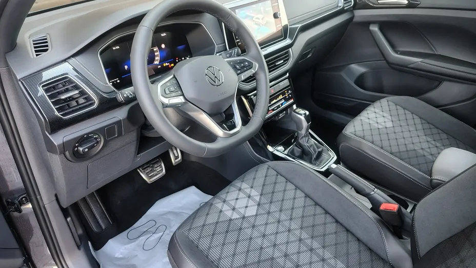 VOLKSWAGEN T-Cross -