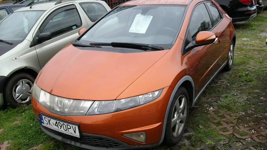 HONDA Civic -