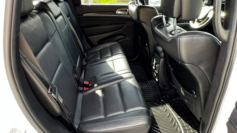 JEEP Grand Cherokee -