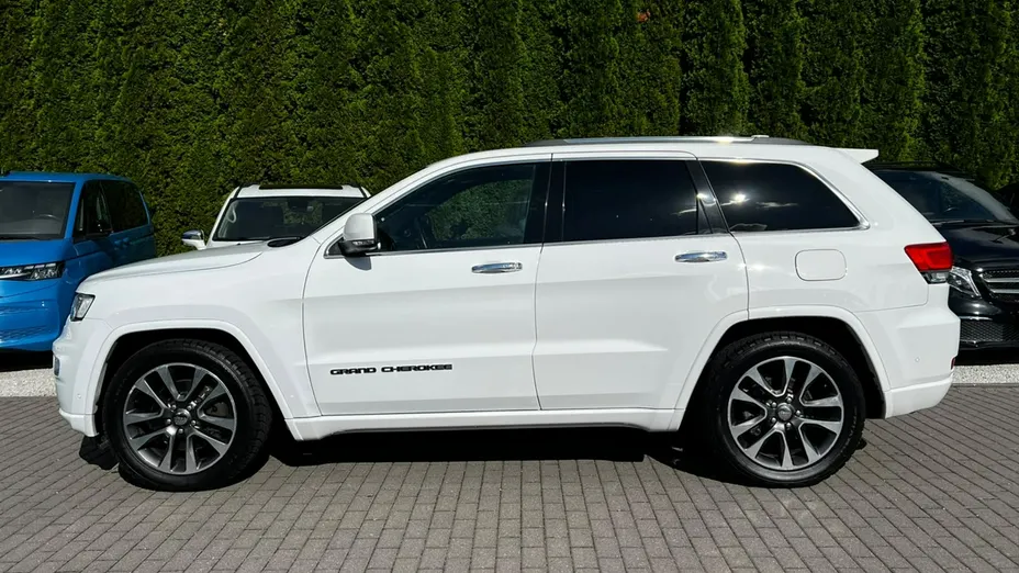 JEEP Grand Cherokee -