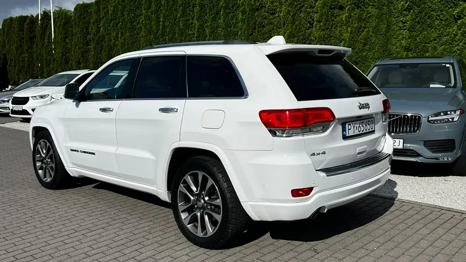 JEEP Grand Cherokee -