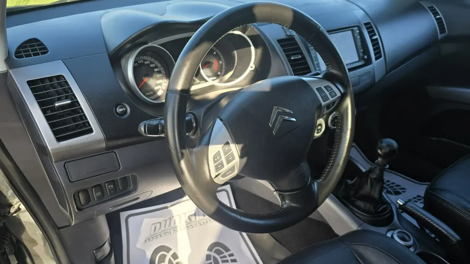 CITROEN C-Crosser -