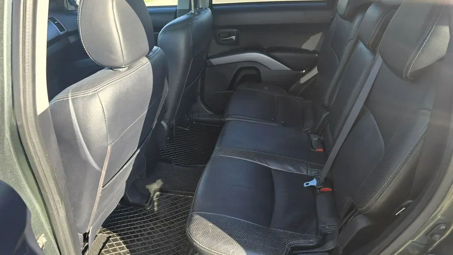 CITROEN C-Crosser -
