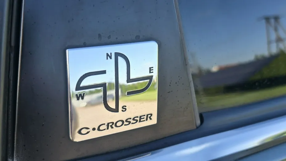 CITROEN C-Crosser -