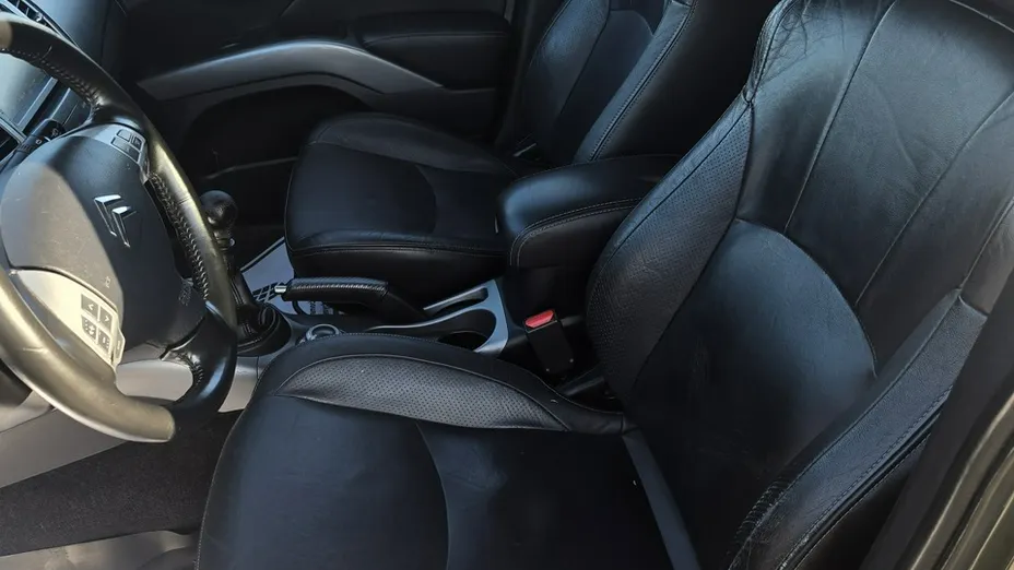 CITROEN C-Crosser -