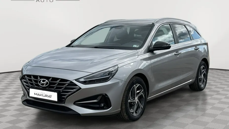 HYUNDAI i30 -