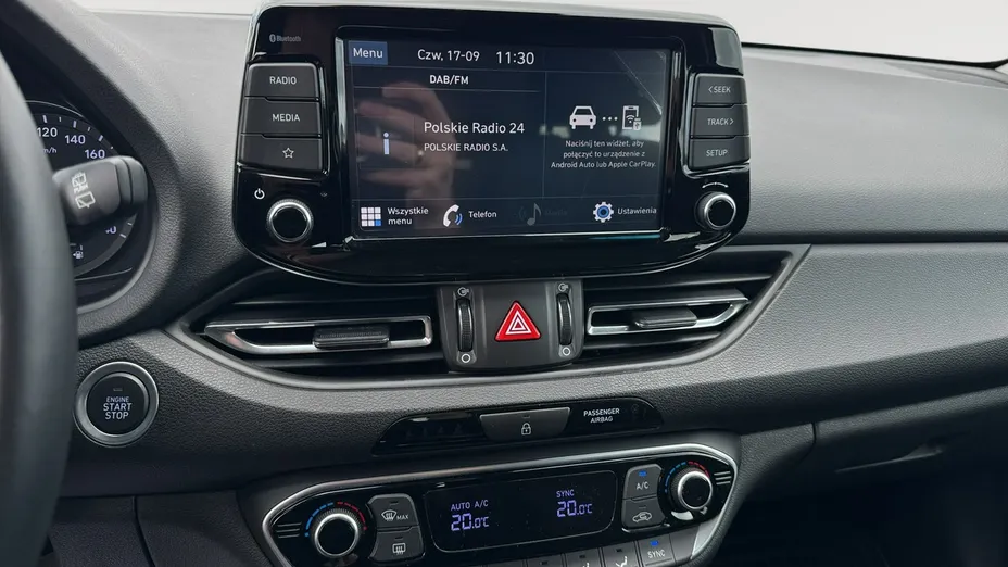 HYUNDAI i30 -