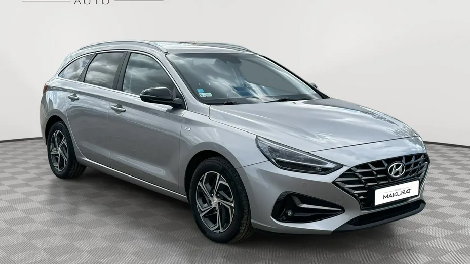HYUNDAI i30 -