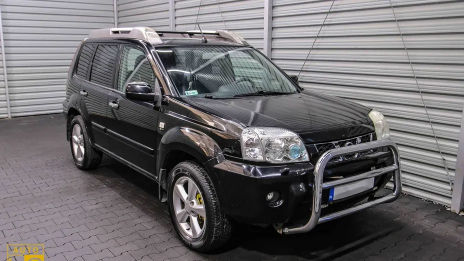 NISSAN X-Trail -