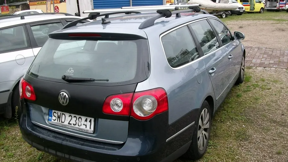VOLKSWAGEN Passat -