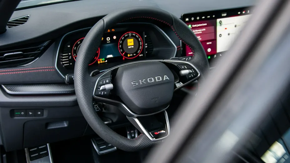 SKODA Octavia -