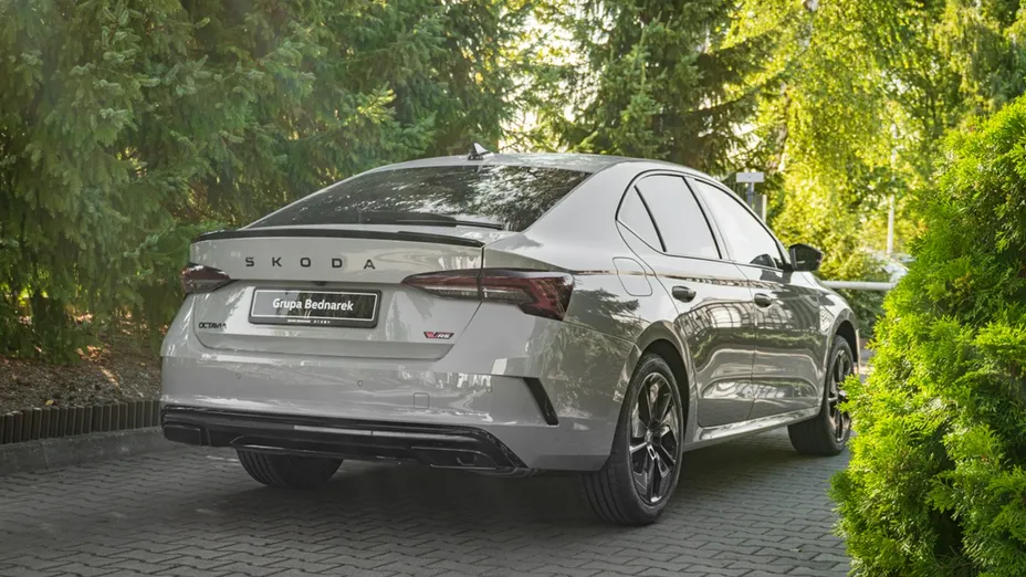 SKODA Octavia -