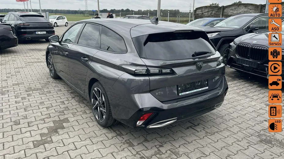 PEUGEOT 308 -