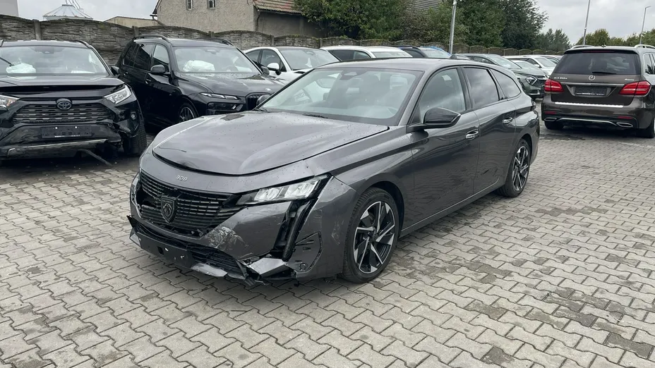 PEUGEOT 308 -