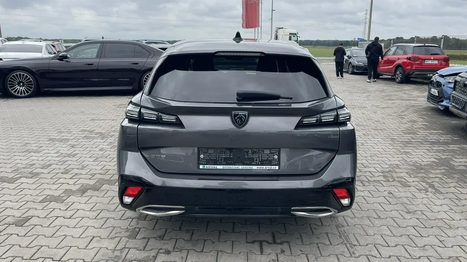 PEUGEOT 308 -