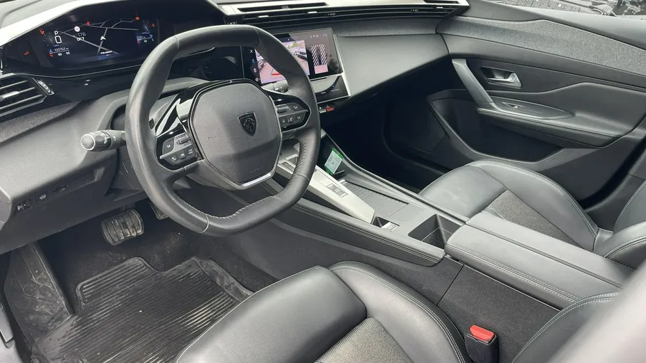 PEUGEOT 308 -