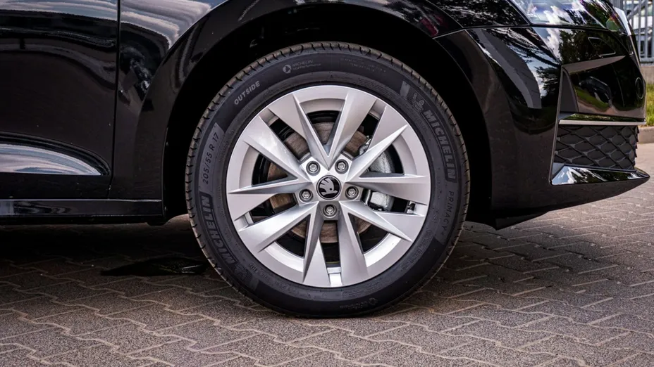 SKODA Octavia -