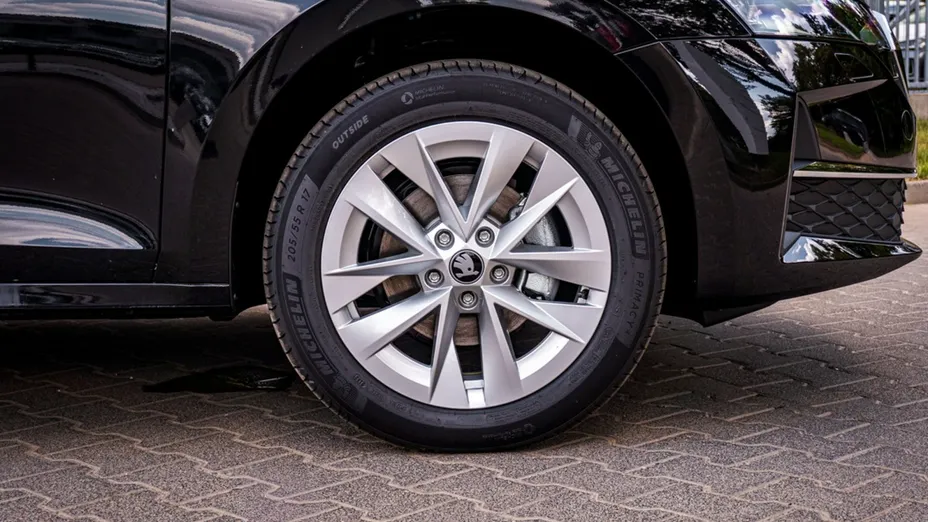 SKODA Octavia -