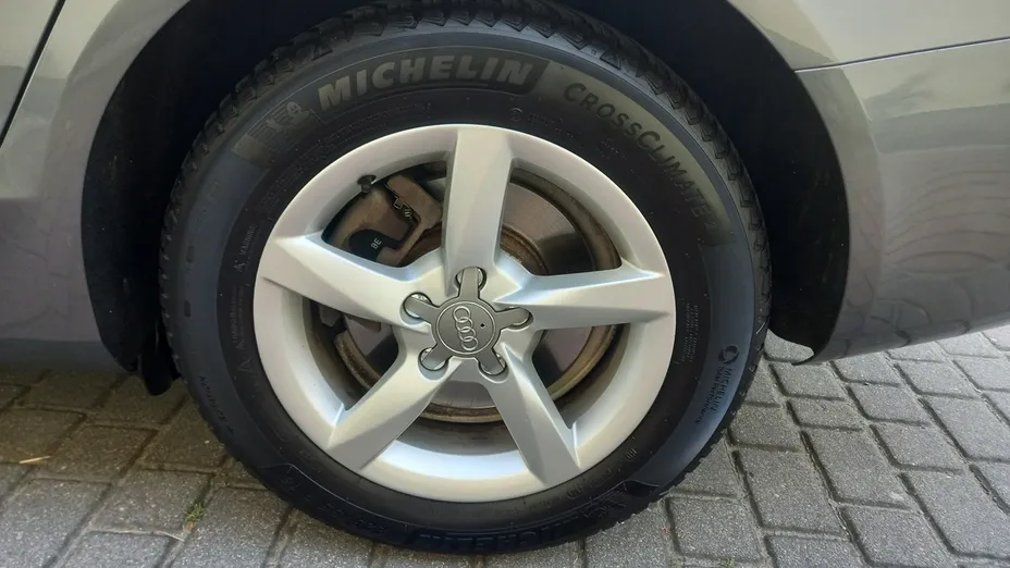 AUDI A4 -