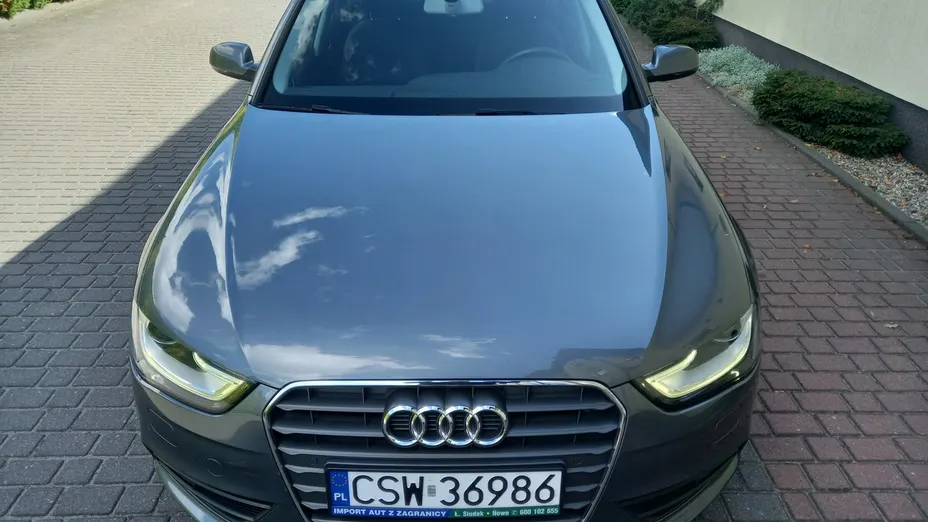 AUDI A4 -