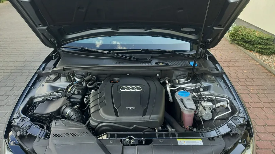 AUDI A4 -