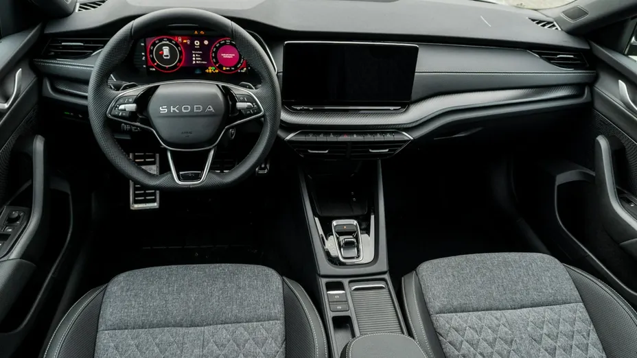 SKODA Octavia -